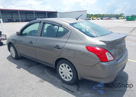 2016 Nissan Versa 1.6 S+ z USA, uszkodzony, nr VIN 3N1CN7AP1GL897364